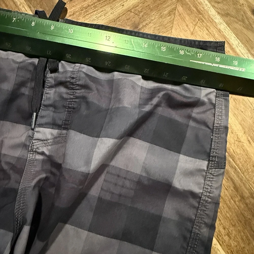 Nike 6.0 Board Shorts Plaid Swim Surf Beach Trunks Pockets Drawstring‎ 36